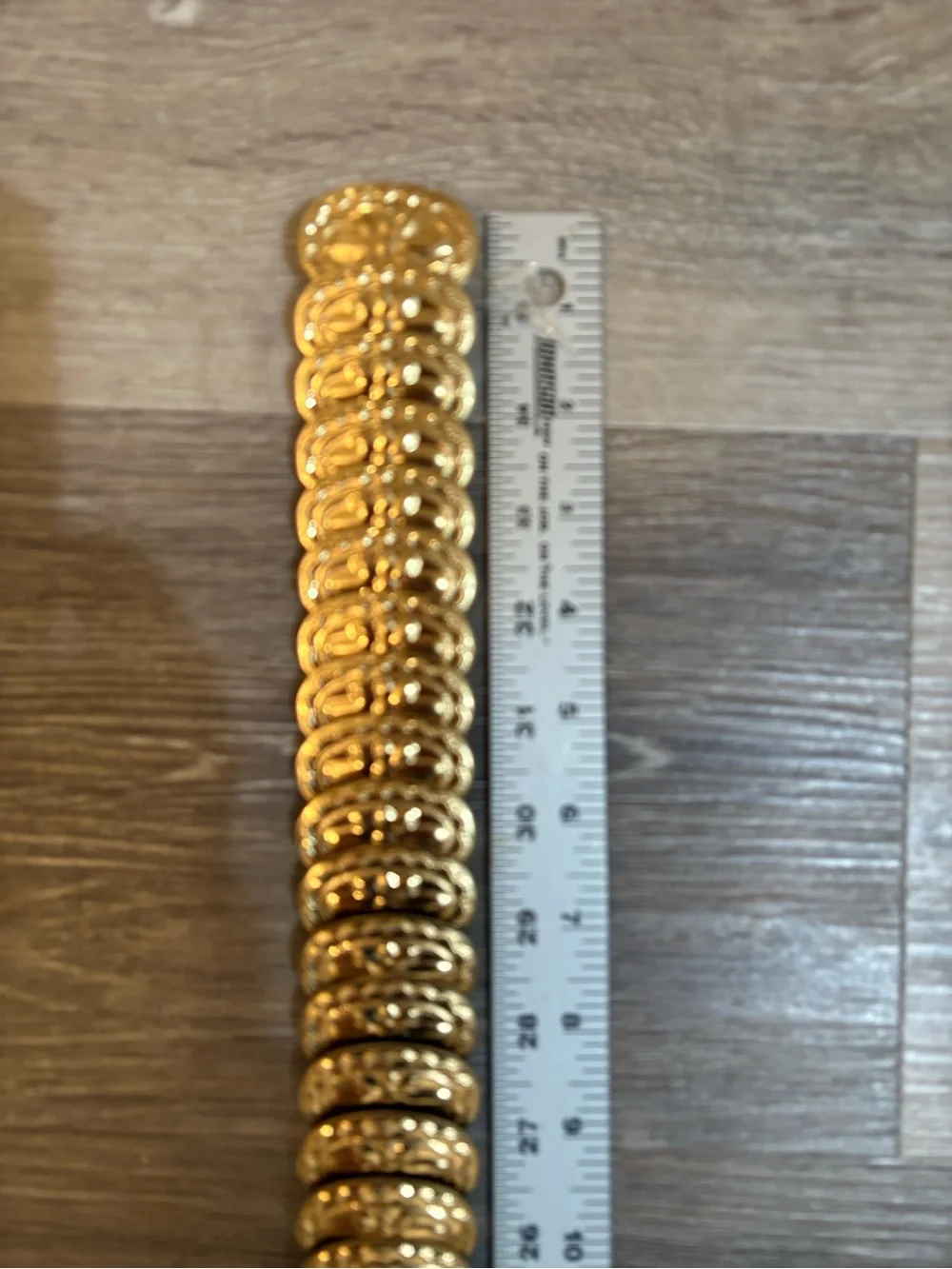 Vintage 80/90 Women Gold FloralMedallion Link Belt - Stylish Accent Waist Chain